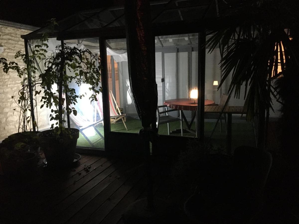 Suite En Terrasse A 干邑 外观 照片