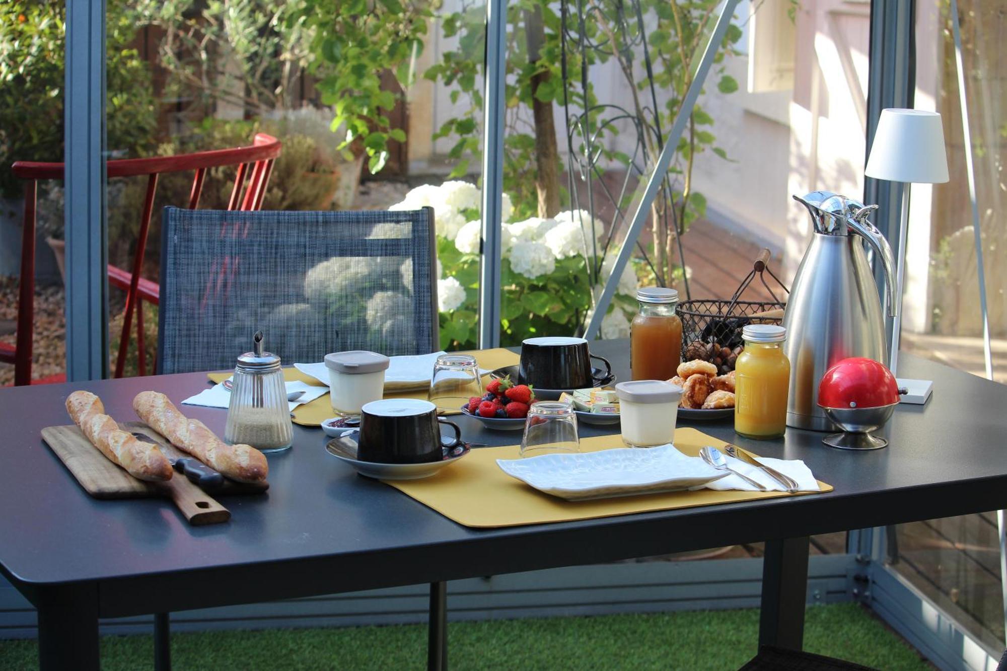Suite En Terrasse A 干邑 外观 照片